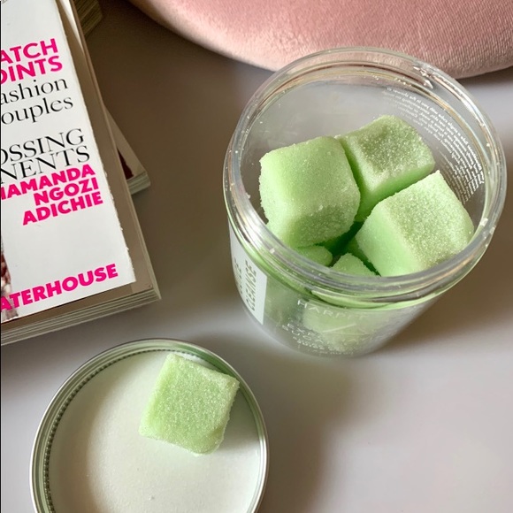 🎉Host Pick🎉🆕🛀🏻Exfoliating Sugar Cubes Juice - Picture 2 of 11